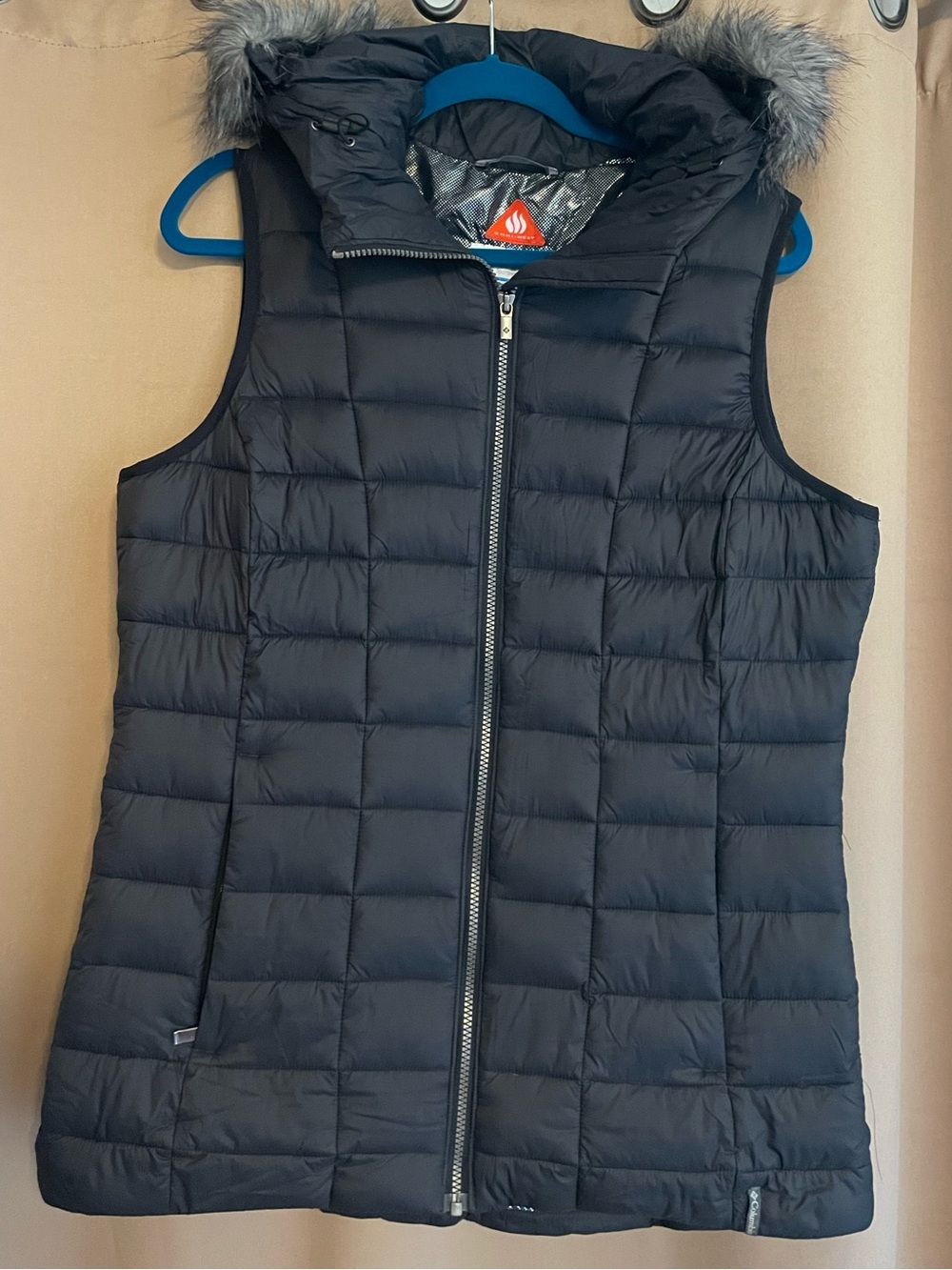 Columbia Black Quilted Hooded Puffer Vest with Faux Fur Trim